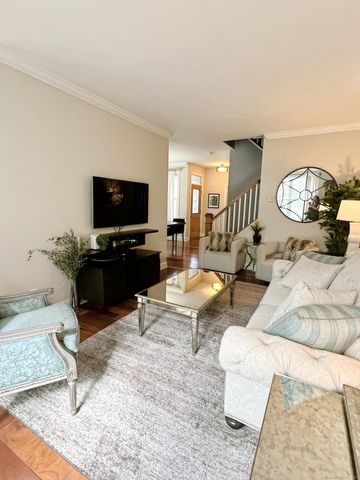 10 Sampson Terrace 10, Danbury, CT 06810