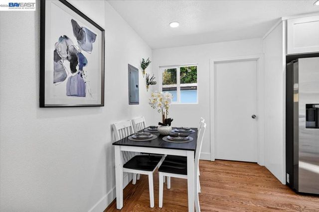 605 Tyler St, Oakland, CA 94603