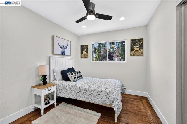 605 Tyler St, Oakland, CA 94603