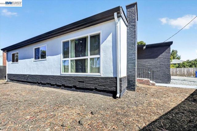 605 Tyler St, Oakland, CA 94603