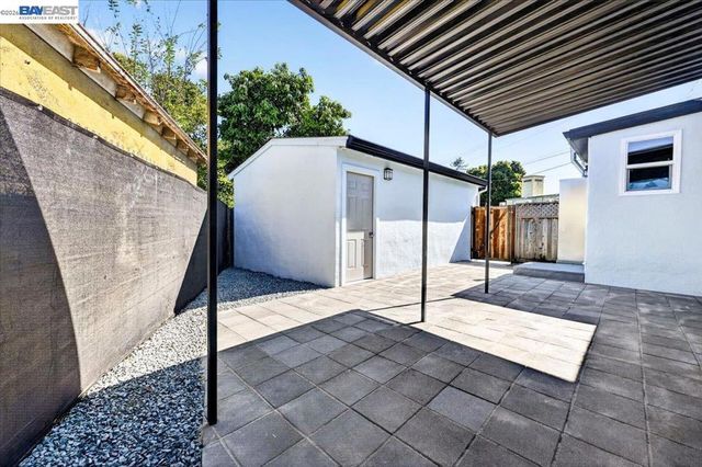 605 Tyler St, Oakland, CA 94603