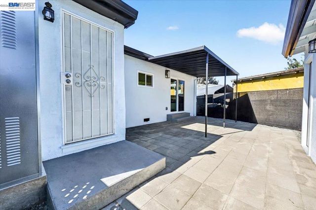 605 Tyler St, Oakland, CA 94603