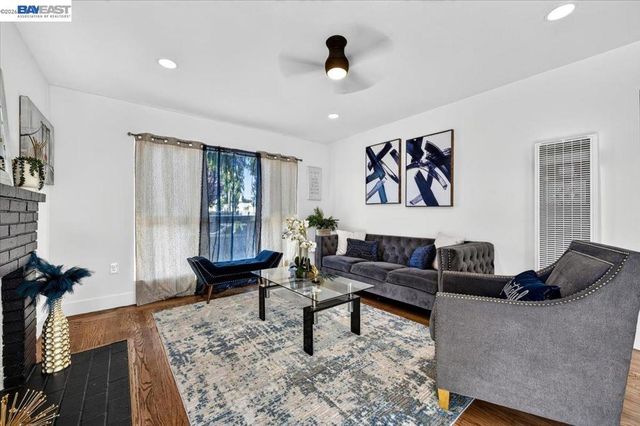 605 Tyler St, Oakland, CA 94603