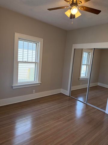 2649 AVE C, Council Bluffs, IA 51501