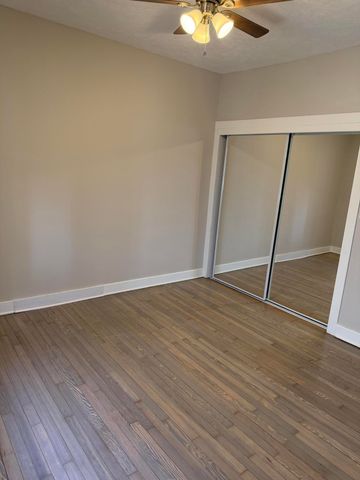 2649 AVE C, Council Bluffs, IA 51501