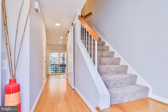 11817 COOPERS CT, Reston, VA 20191