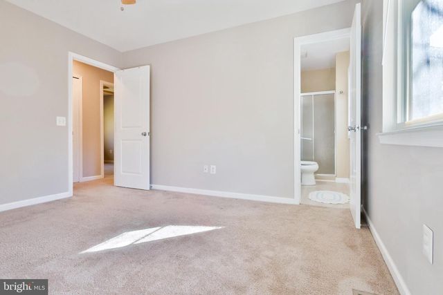 11817 COOPERS CT, Reston, VA 20191