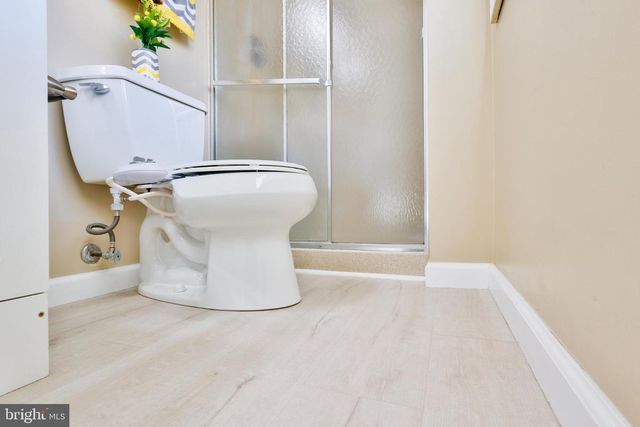 11817 COOPERS CT, Reston, VA 20191