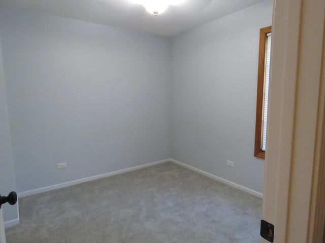 3451 Waterford Way, Island Lake, IL 60042