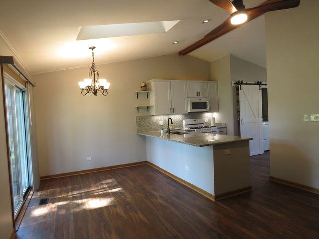 3451 Waterford Way, Island Lake, IL 60042