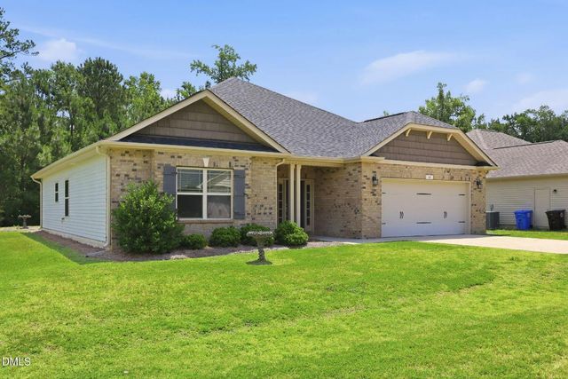 65 Woodwater Circle, Lillington, NC 27546