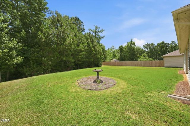65 Woodwater Circle, Lillington, NC 27546