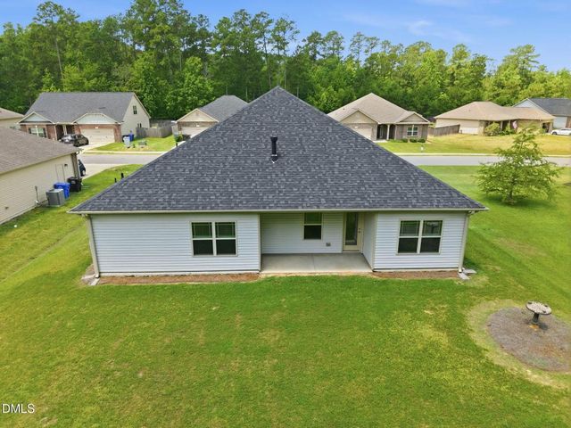 65 Woodwater Circle, Lillington, NC 27546