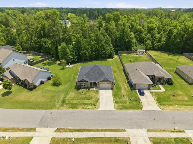 65 Woodwater Circle, Lillington, NC 27546