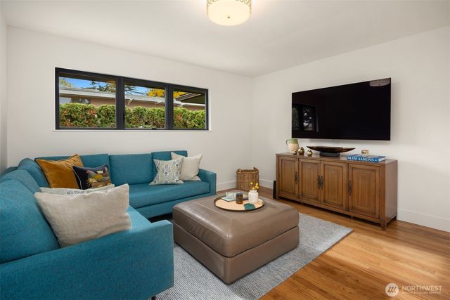 7315 51st Avenue NE, Seattle, WA 98115