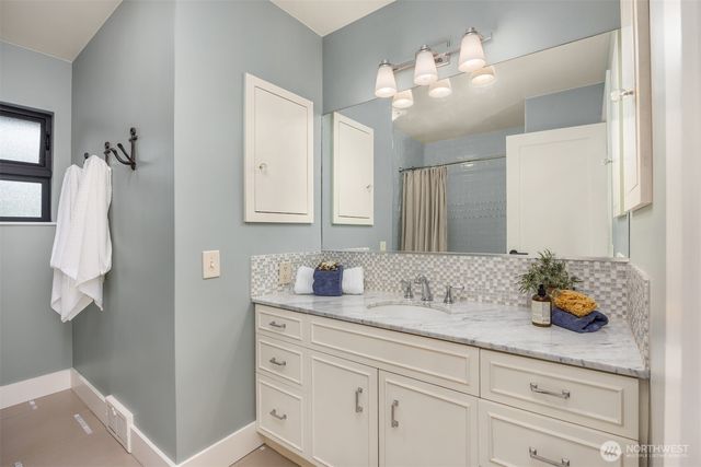 7315 51st Avenue NE, Seattle, WA 98115