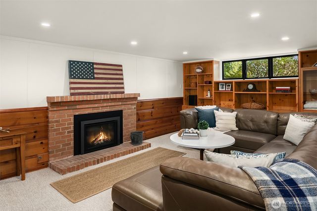 7315 51st Avenue NE, Seattle, WA 98115