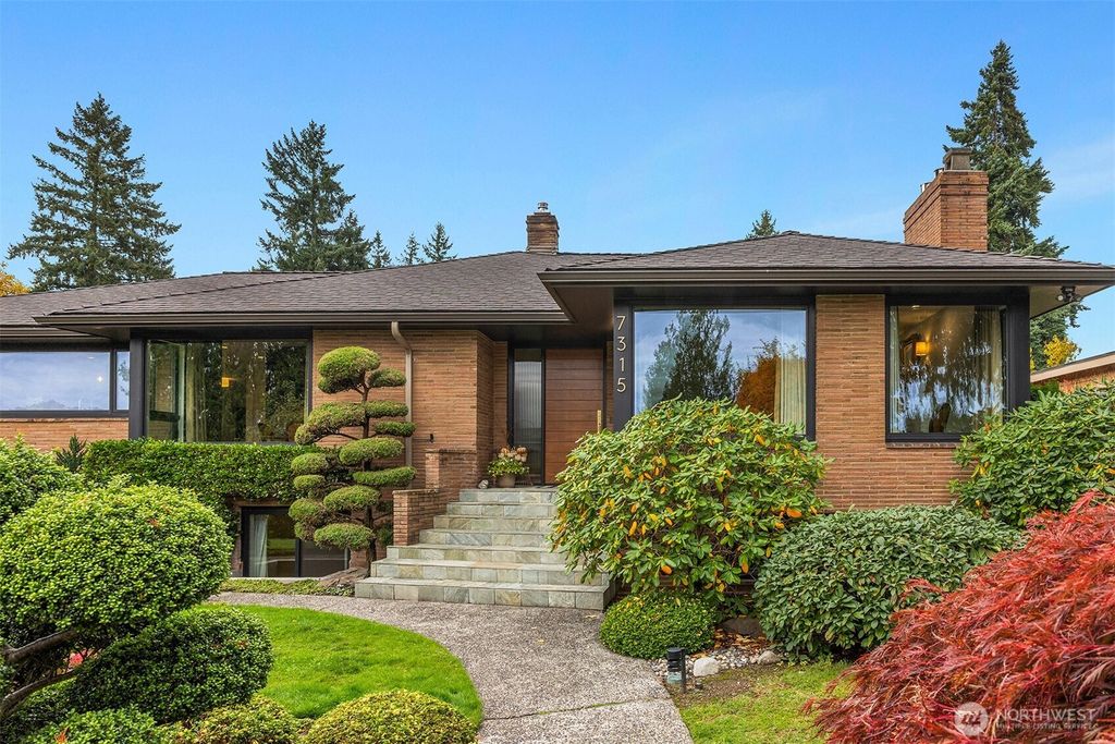 7315 51st Avenue NE, Seattle, WA 98115
