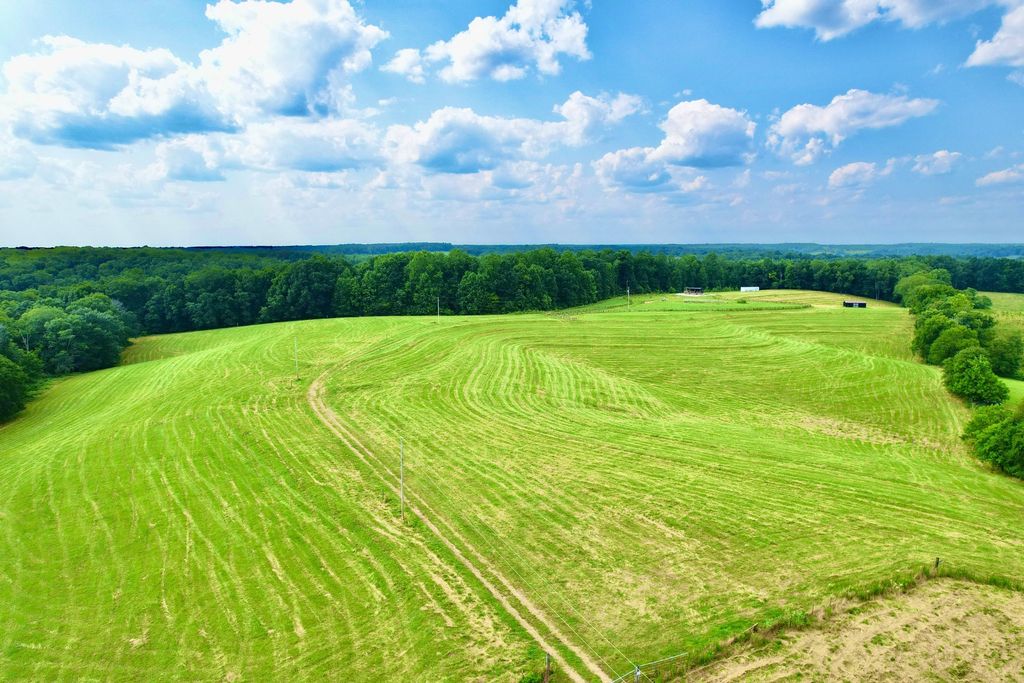 68 Bassham Rd, Five Points, TN 38457