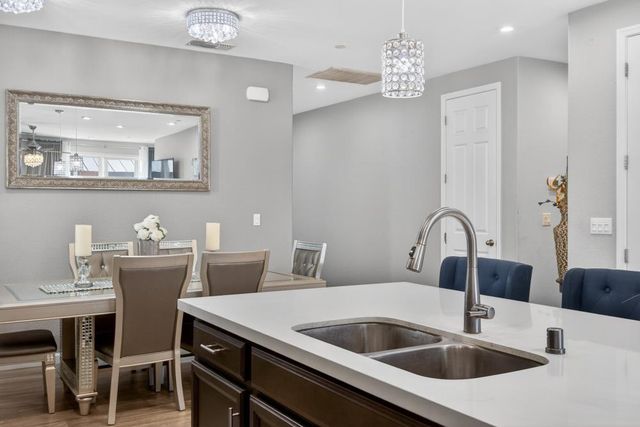 4144 Sir Barton Dr, Olivehurst, CA 95961