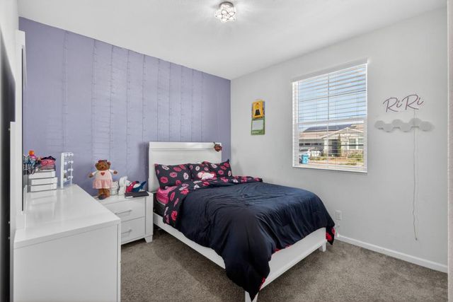 4144 Sir Barton Dr, Olivehurst, CA 95961