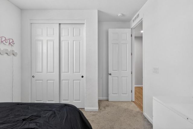 4144 Sir Barton Dr, Olivehurst, CA 95961