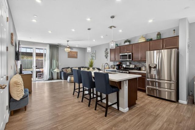 4144 Sir Barton Dr, Olivehurst, CA 95961