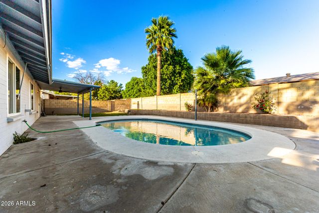 8521 N 53RD Drive, Glendale, AZ 85302