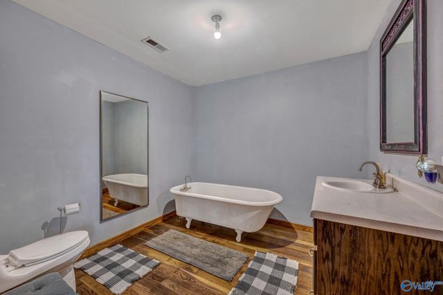 233 Sims Road SW, Decatur, AL 35603