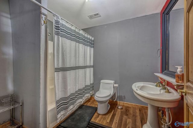 233 Sims Road SW, Decatur, AL 35603