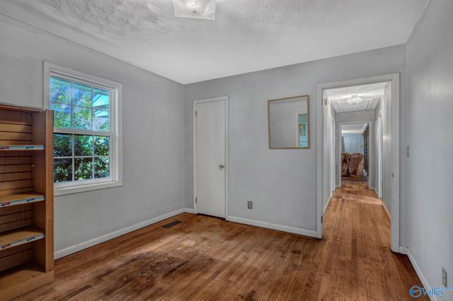 233 Sims Road SW, Decatur, AL 35603