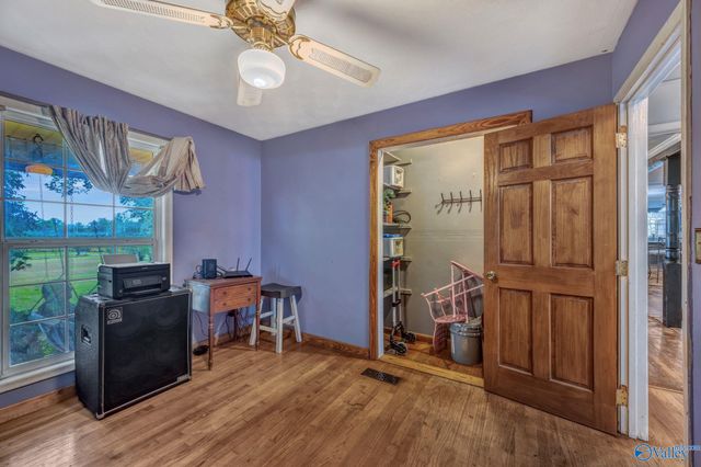 233 Sims Road SW, Decatur, AL 35603