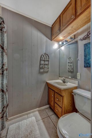 233 Sims Road SW, Decatur, AL 35603