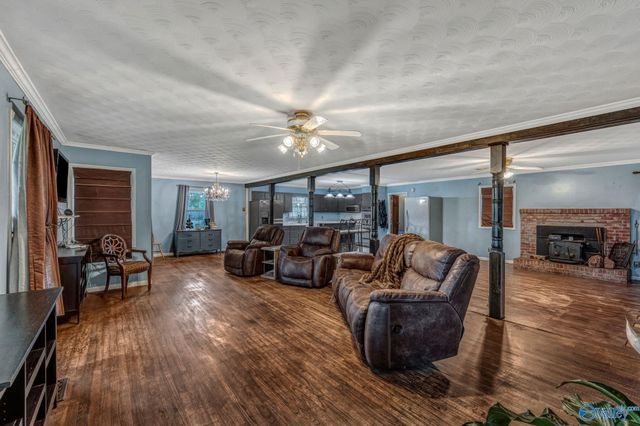 233 Sims Road SW, Decatur, AL 35603