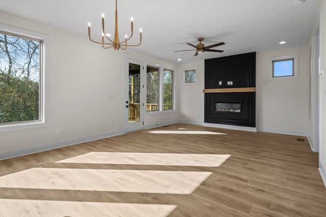 3199B Doak Ave, Nashville, TN 37218