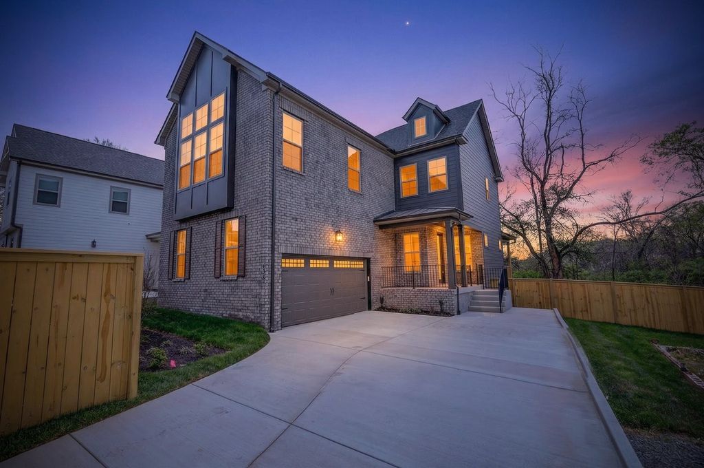 3199B Doak Ave, Nashville, TN 37218