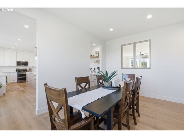 43508 Ne YALE BRIDGE Rd, Amboy, WA 98601