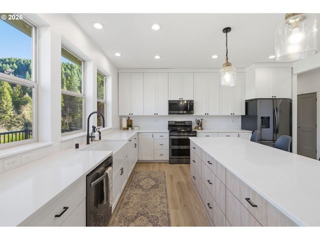 43508 Ne YALE BRIDGE Rd, Amboy, WA 98601