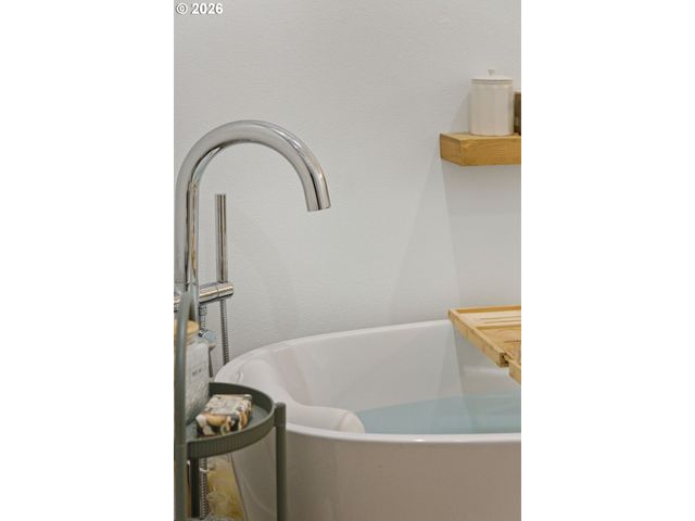 43508 Ne YALE BRIDGE Rd, Amboy, WA 98601