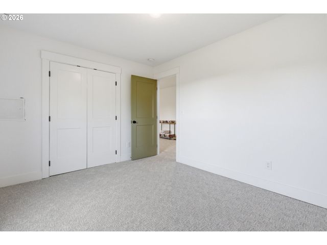 43508 Ne YALE BRIDGE Rd, Amboy, WA 98601