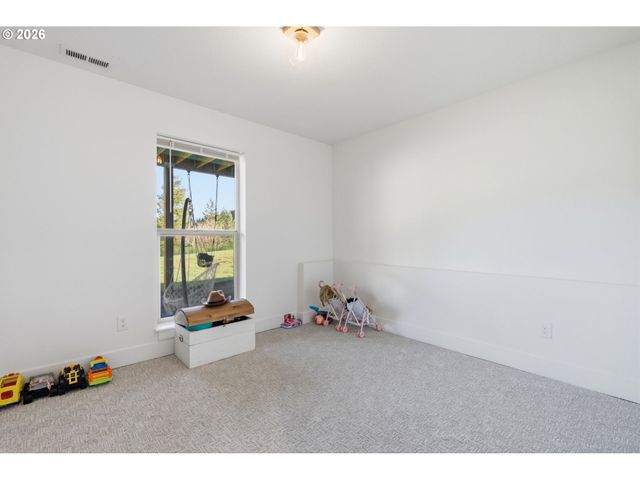 43508 Ne YALE BRIDGE Rd, Amboy, WA 98601