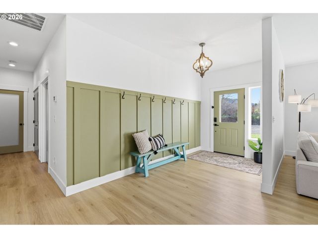 43508 Ne YALE BRIDGE Rd, Amboy, WA 98601