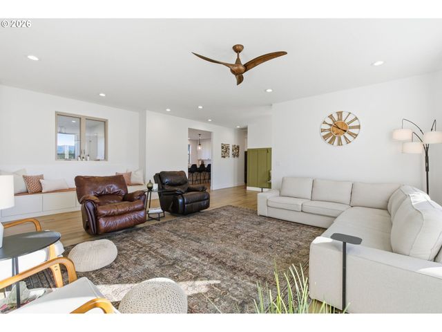 43508 Ne YALE BRIDGE Rd, Amboy, WA 98601