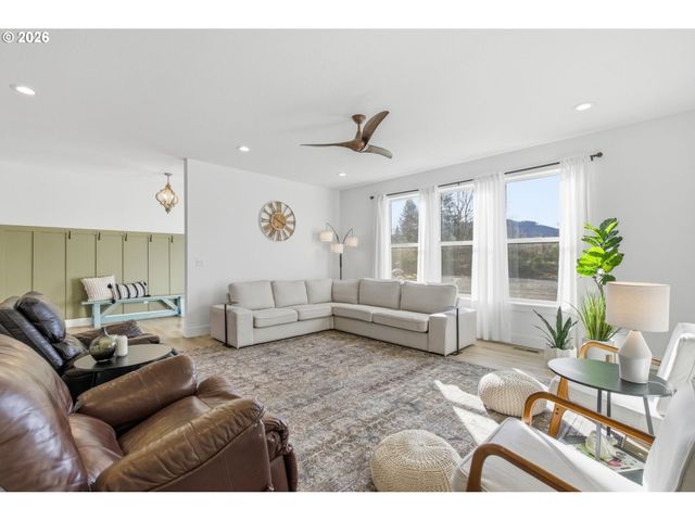 43508 Ne YALE BRIDGE Rd, Amboy, WA 98601