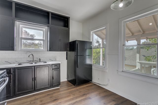 2407 S New Braunfels, San Antonio, TX 78210