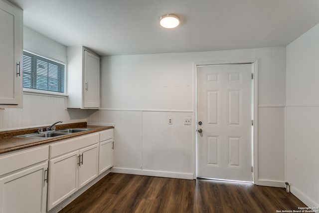 2407 S New Braunfels, San Antonio, TX 78210