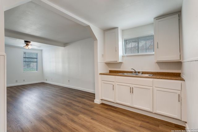2407 S New Braunfels, San Antonio, TX 78210