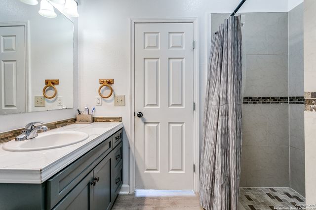 2407 S New Braunfels, San Antonio, TX 78210