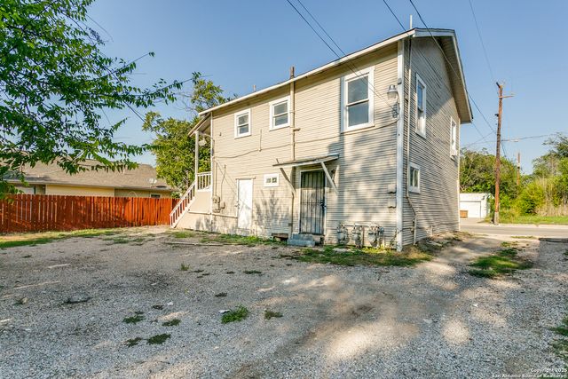 2407 S New Braunfels, San Antonio, TX 78210