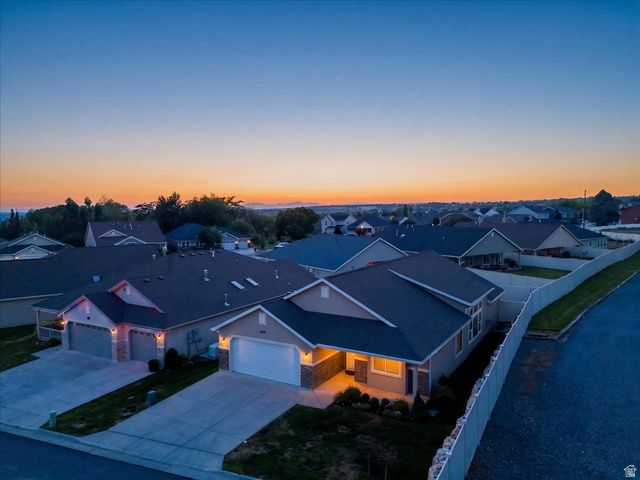 2195 E 1075 N, Layton, UT 84040